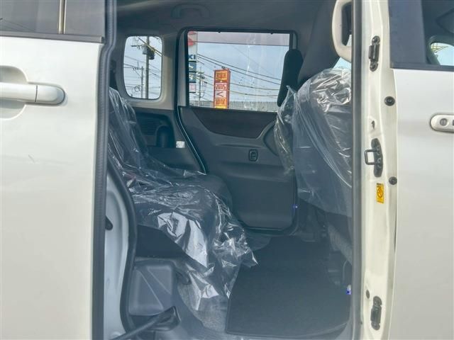 NISSAN ROOX 2012 Image 31