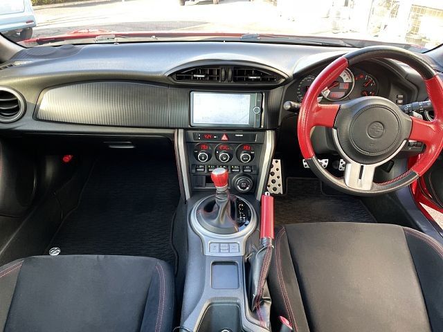 TOYOTA 86 2013 Image 31