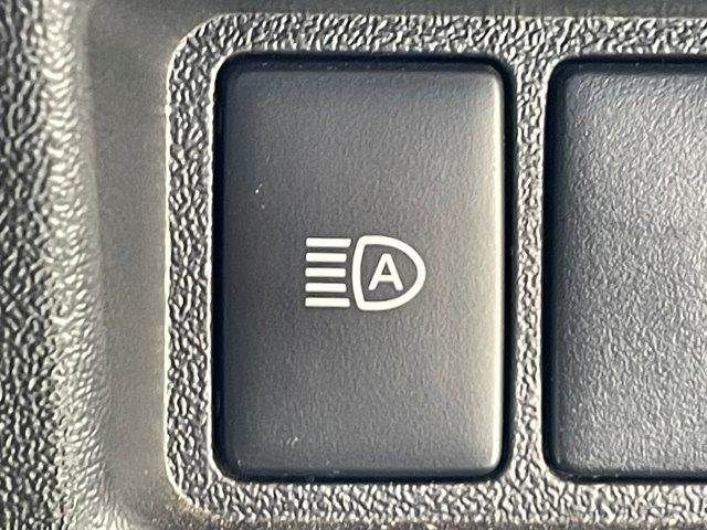 TOYOTA HIACE VAN 4WD 2019 Image 31