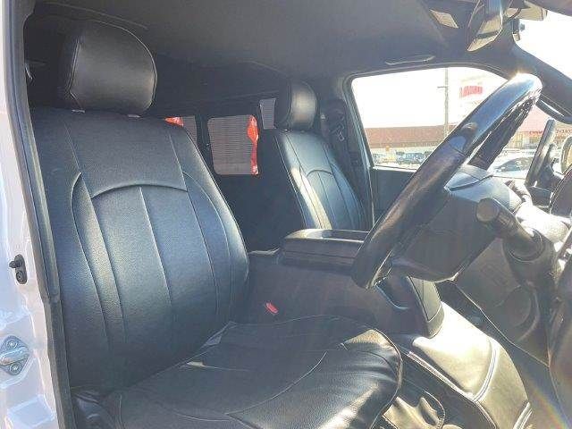 TOYOTA HIACE VAN 4WD 2019 Image 31