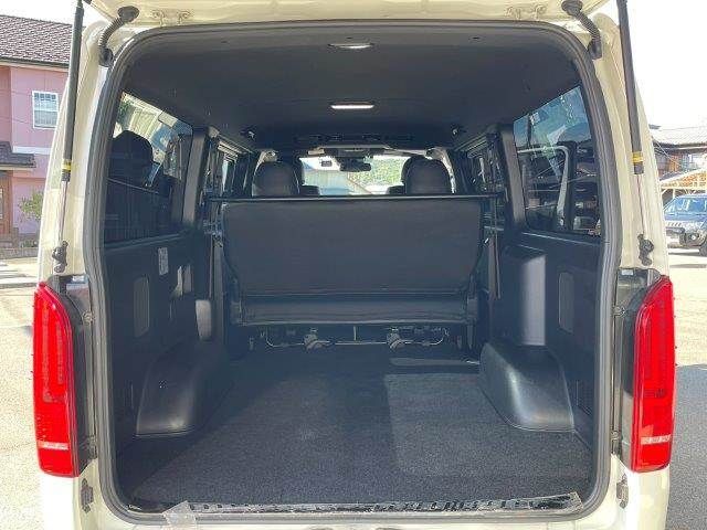 TOYOTA HIACE VAN 4WD 2019 Image 31