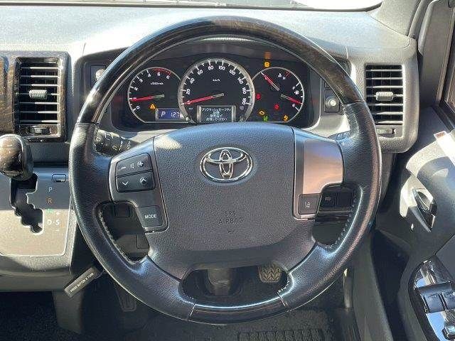 TOYOTA HIACE VAN 4WD 2019 Image 31