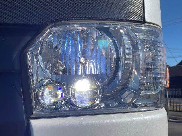 TOYOTA HIACE VAN 4WD 2019 Image 31