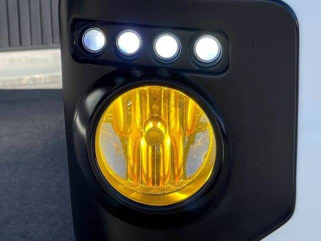 TOYOTA HIACE VAN 4WD 2019 Image 31