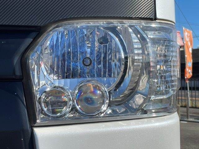 TOYOTA HIACE VAN 4WD 2019 Image 31