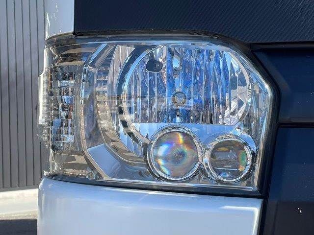 TOYOTA HIACE VAN 4WD 2019 Image 31