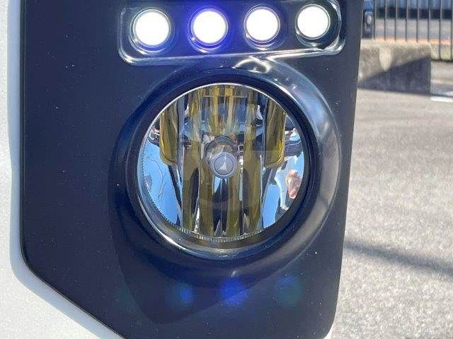 TOYOTA HIACE VAN 4WD 2019 Image 31