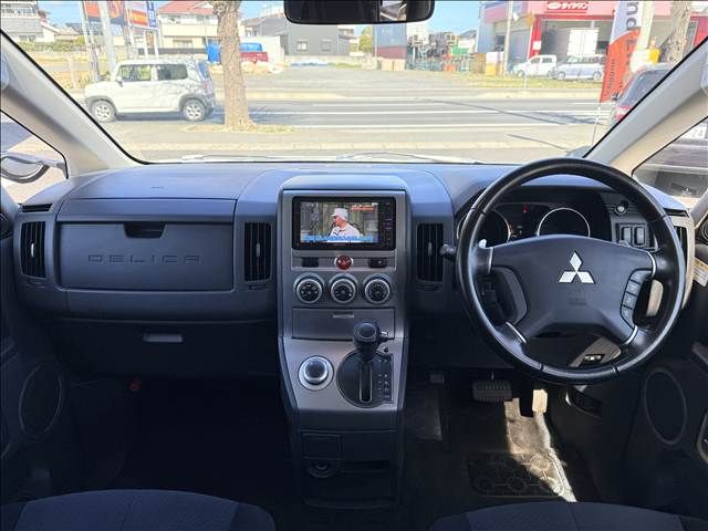 MITSUBISHI DELICA D:5 4WD 2011 Image 31