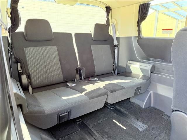 MITSUBISHI DELICA D:5 4WD 2011 Image 31