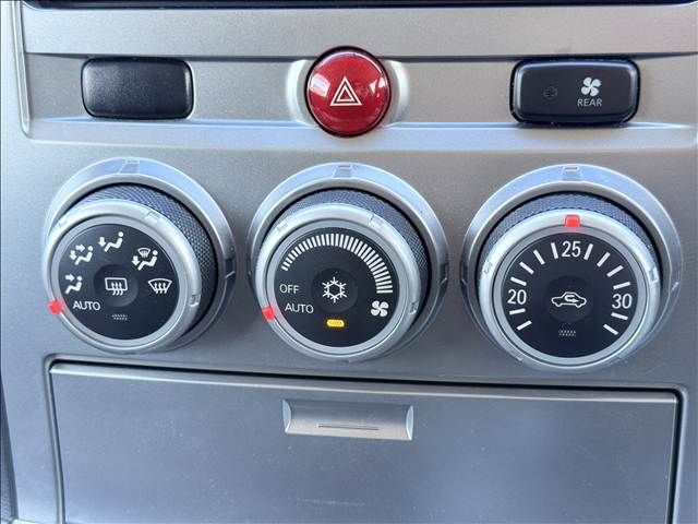 MITSUBISHI DELICA D:5 4WD 2011 Image 31