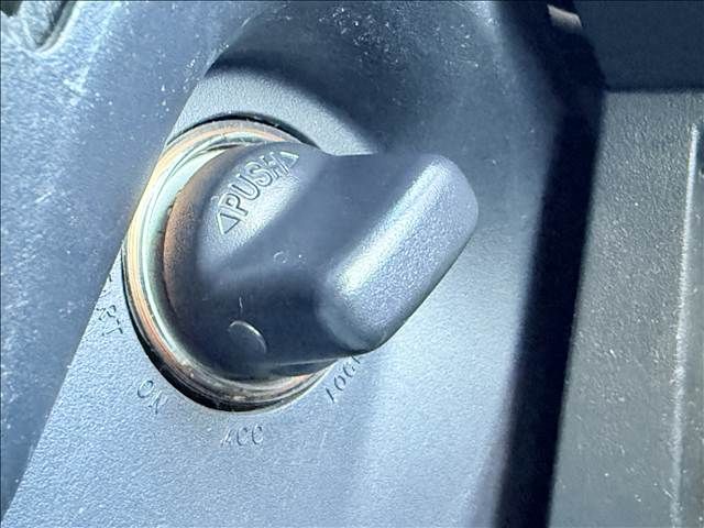 MITSUBISHI DELICA D:5 4WD 2011 Image 31