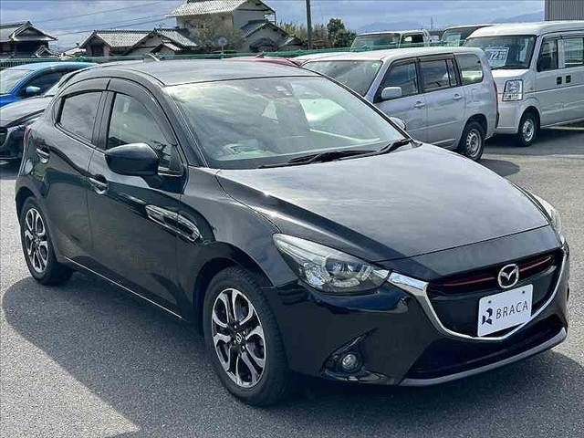 MAZDA DEMIO 2016 Image 31
