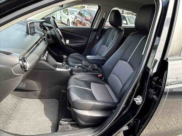 MAZDA DEMIO 2016 Image 31