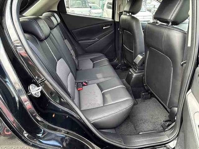 MAZDA DEMIO 2016 Image 31