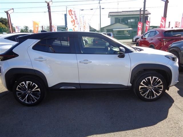 TOYOTA YARIS CROSS HYBRID 2023 Image 31