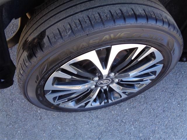 TOYOTA YARIS CROSS HYBRID 2023 Image 31