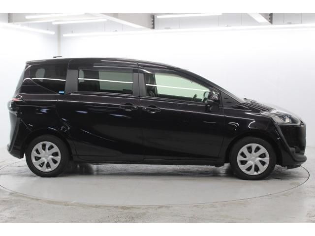 TOYOTA SIENTA 2017 Image 31