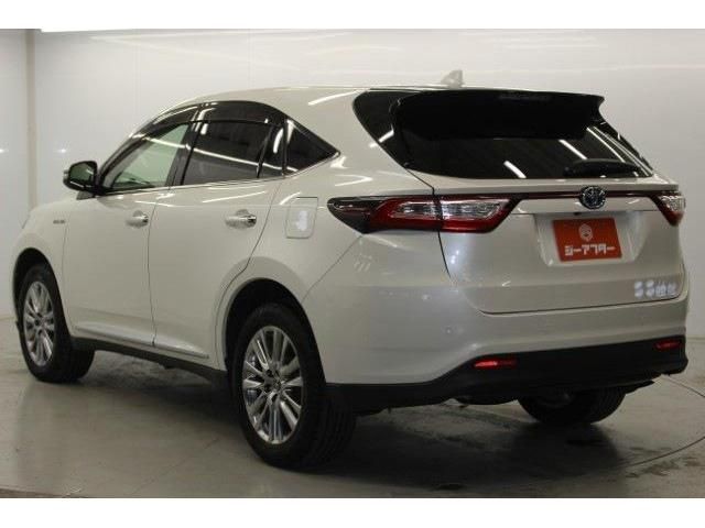TOYOTA HARRIER HYBRID 2017 Image 31