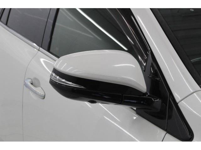 TOYOTA HARRIER HYBRID 2017 Image 31