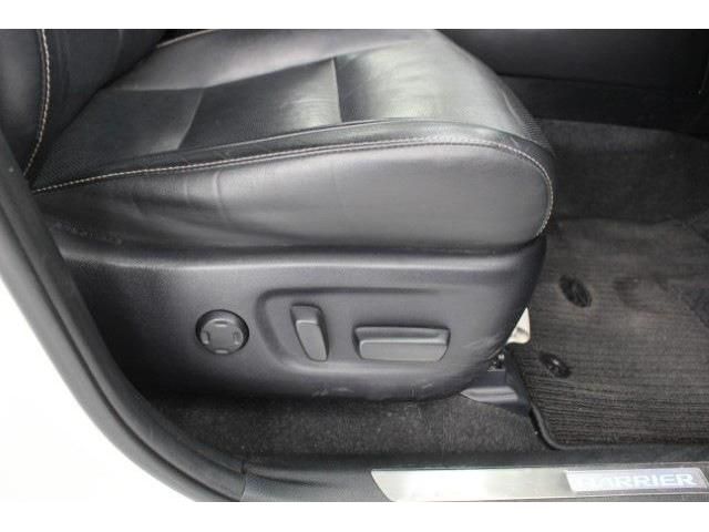 TOYOTA HARRIER HYBRID 2017 Image 31