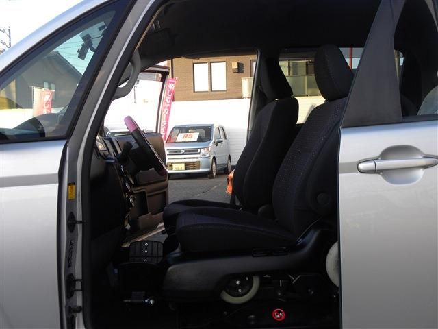 TOYOTA SPADE 2013 Image 31