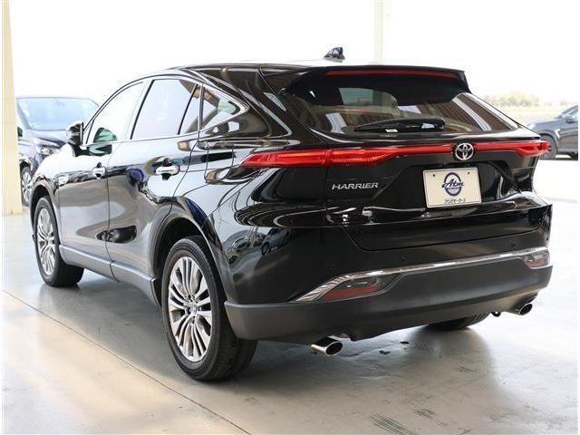 TOYOTA HARRIER 2WD 2021 Image 31
