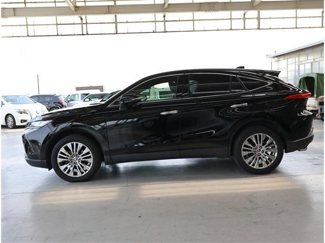 TOYOTA HARRIER 2WD 2021 Image 31