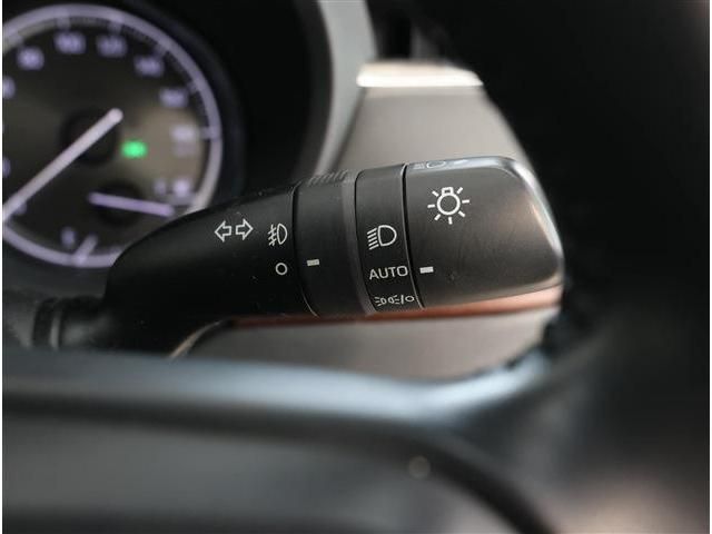 TOYOTA HARRIER 2WD 2021 Image 31