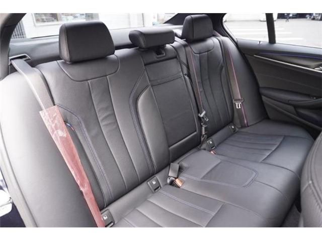 BMW 5SERIES SEDAN 2021 Image 31