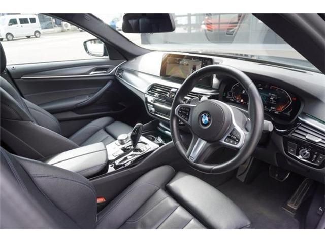 BMW 5SERIES SEDAN 2021 Image 31