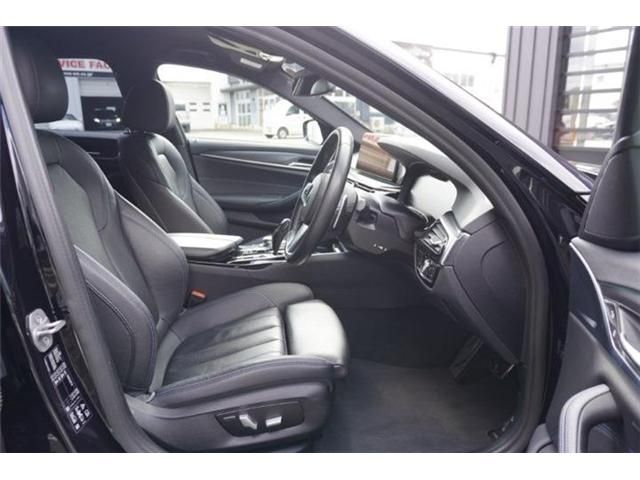 BMW 5SERIES SEDAN 2021 Image 31