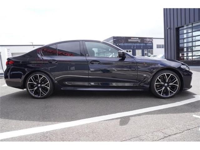 BMW 5SERIES SEDAN 2021 Image 31