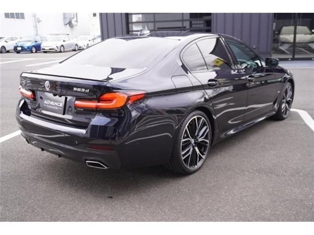 BMW 5SERIES SEDAN 2021 Image 31