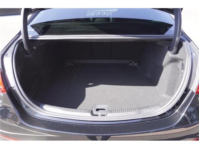 MERCEDES BENZ C CLAS 2022 Image 31