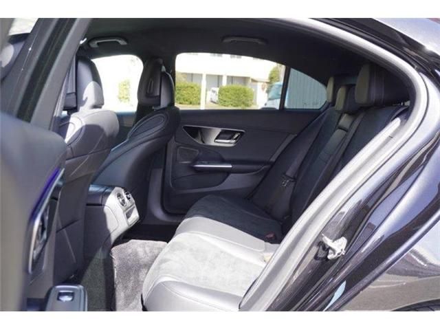 MERCEDES BENZ C CLAS 2022 Image 31