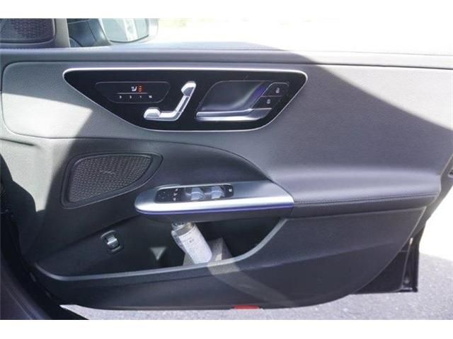 MERCEDES BENZ C CLAS 2022 Image 31