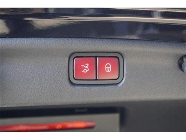 MERCEDES BENZ C CLAS 2022 Image 31