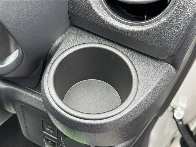 DAIHATSU MIRA E:S 2020 Image 31