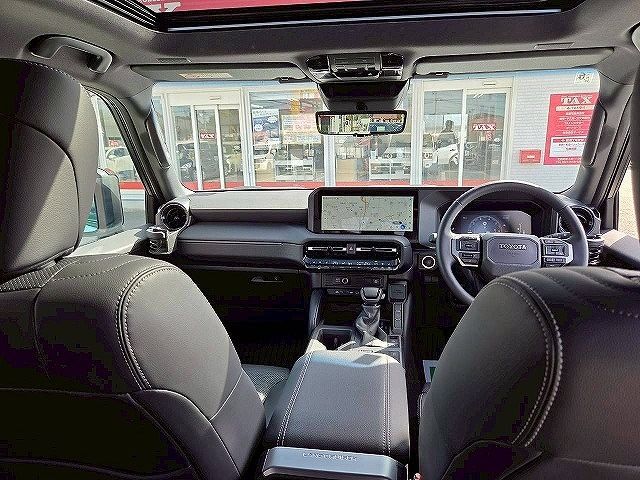 TOYOTA LANDCRUISER 250 2025 Image 31