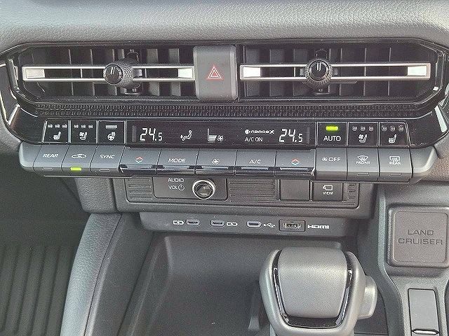 TOYOTA LANDCRUISER 250 2025 Image 31