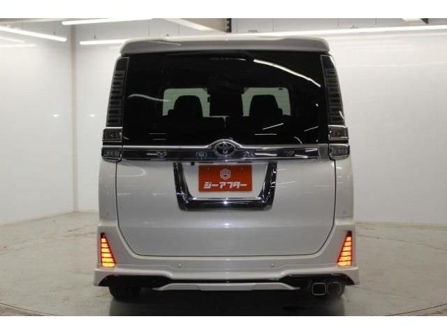 TOYOTA VOXY 2019 Image 31