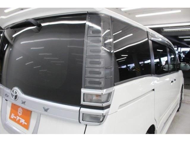 TOYOTA VOXY 2019 Image 31