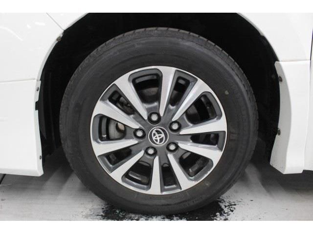 TOYOTA VOXY 2019 Image 31