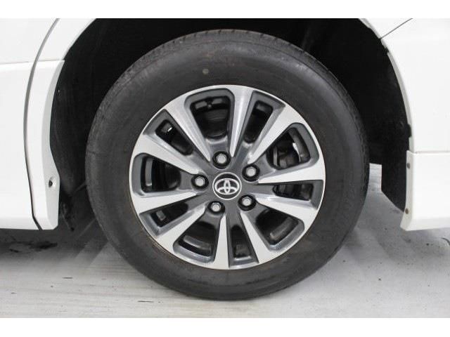 TOYOTA VOXY 2019 Image 31