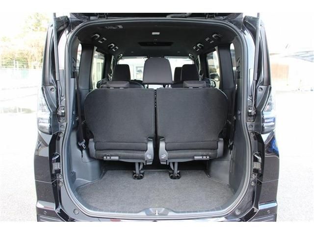 TOYOTA VOXY 2024 Image 31