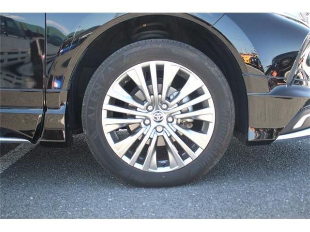 TOYOTA HARRIER HYBRID 2023 Image 31