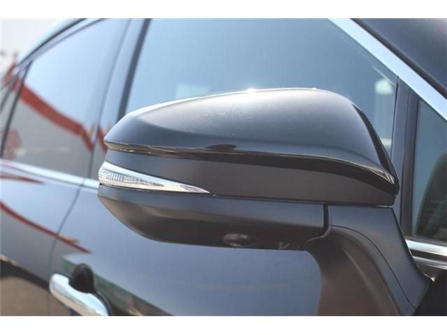 TOYOTA HARRIER HYBRID 2023 Image 31