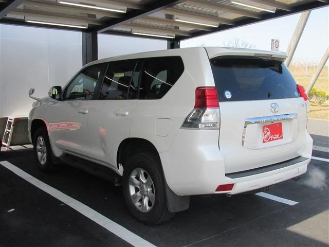 TOYOTA LANDCRUISER PRADO 2012 Image 31