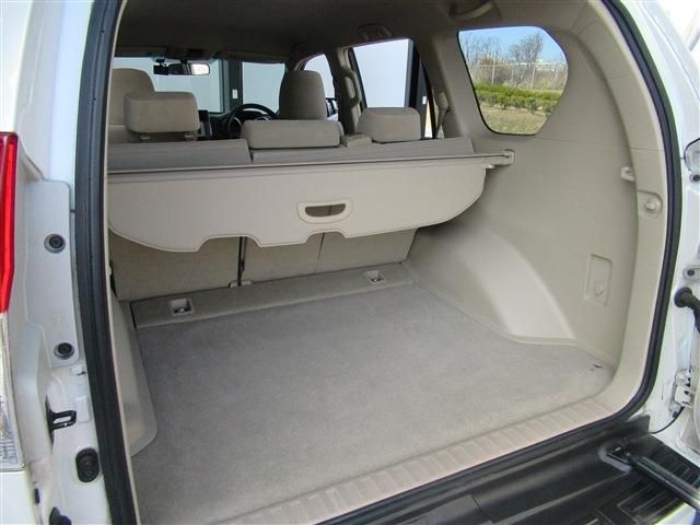 TOYOTA LANDCRUISER PRADO 2012 Image 31