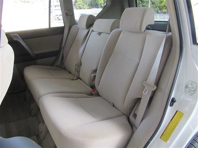 TOYOTA LANDCRUISER PRADO 2012 Image 31